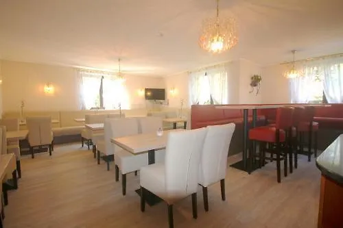 Altmann Hotel 3*